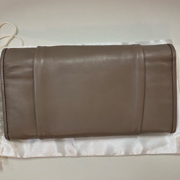 FURLA Continental Leather Wallet. In excellent condition - Picture 7 of 8